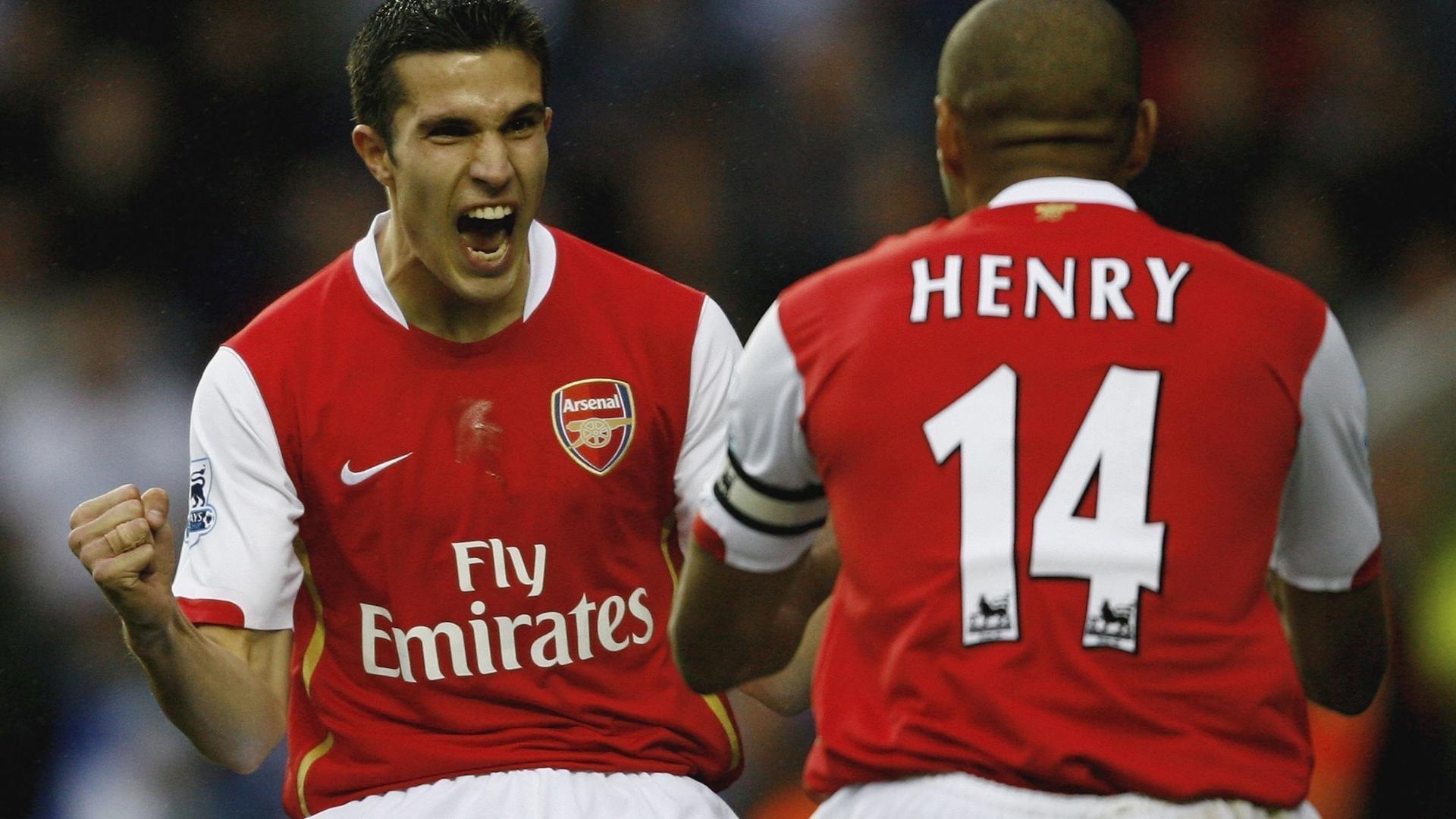 哈格里夫斯力挺曼城,阵容深度冠绝英超,卫冕冠军仍是最大热门