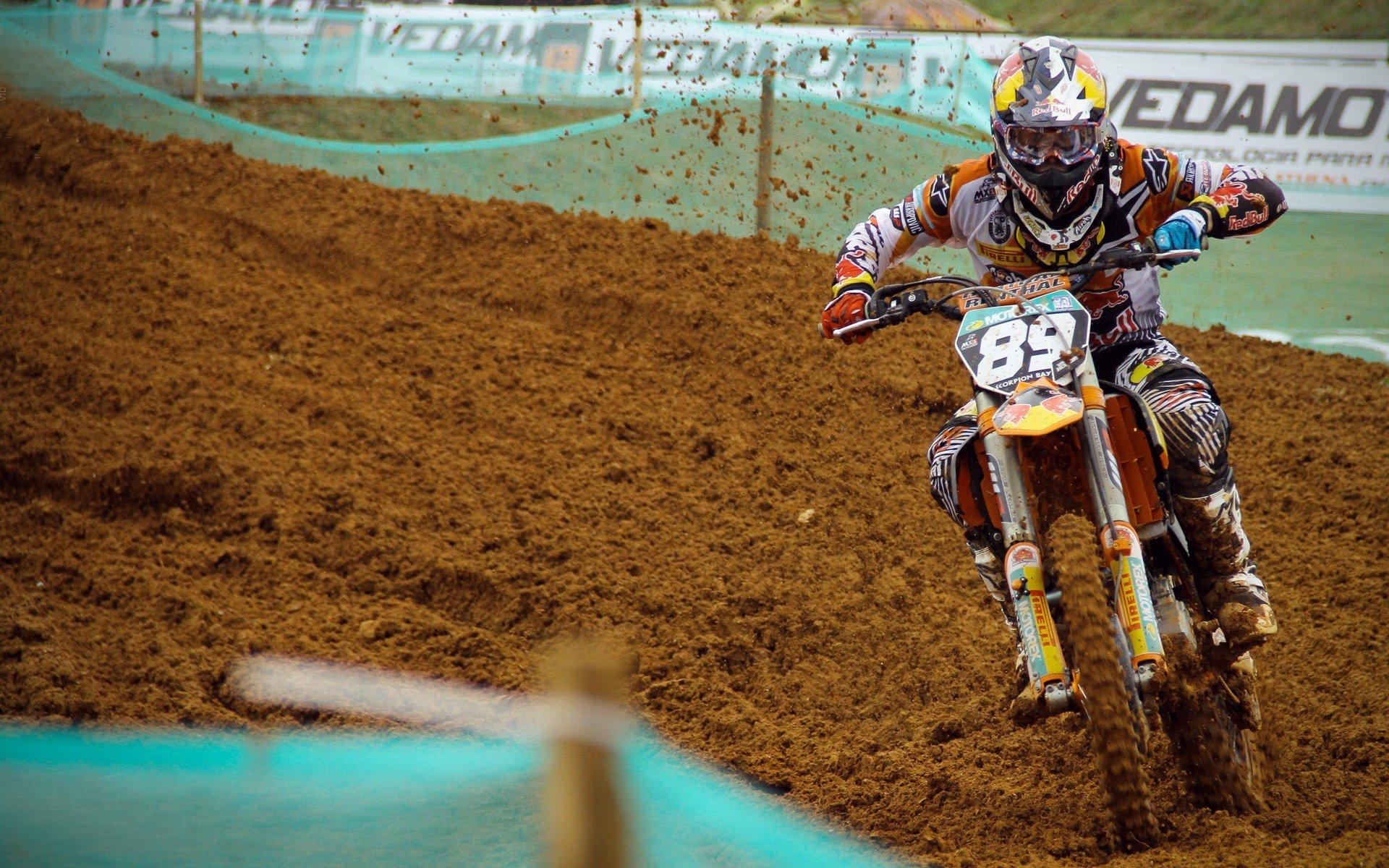 国米续约僵局引发变数 恰尔汗奥卢或成明夏转会市场关键目标